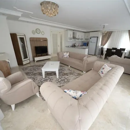 Imagine You And Your Family Renting This Luxury In Alanya, Close To The Beach, 1034 别墅 *